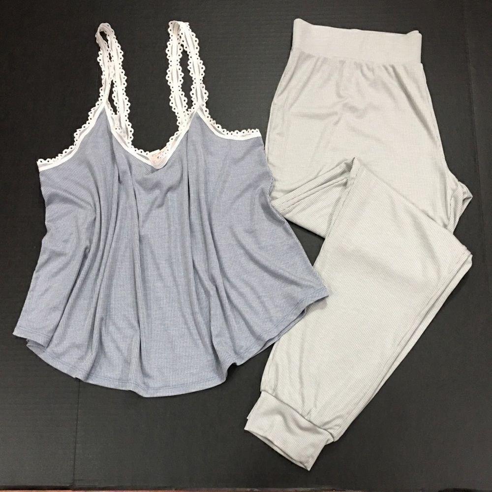 Victoria’s Secret Ribbed cami tank & pants pajama set Champagne Large